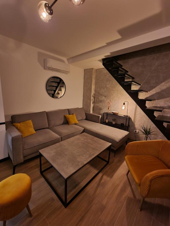 Apartments Vranes Tivat Exterior foto