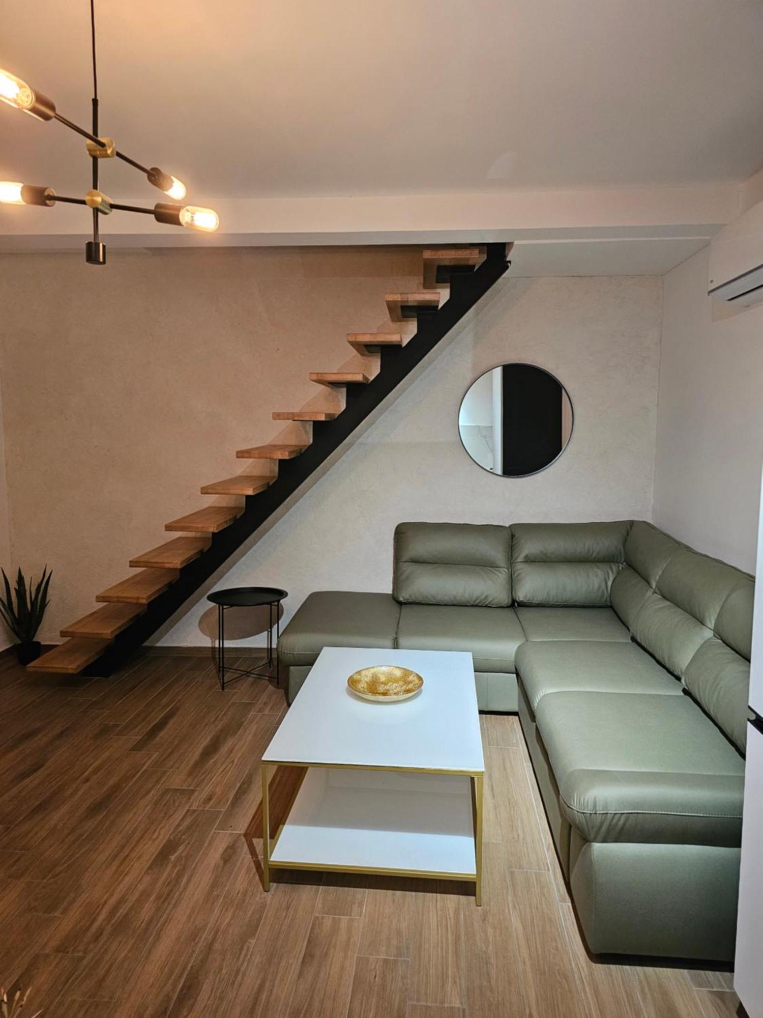 Apartments Vranes Tivat Exterior foto