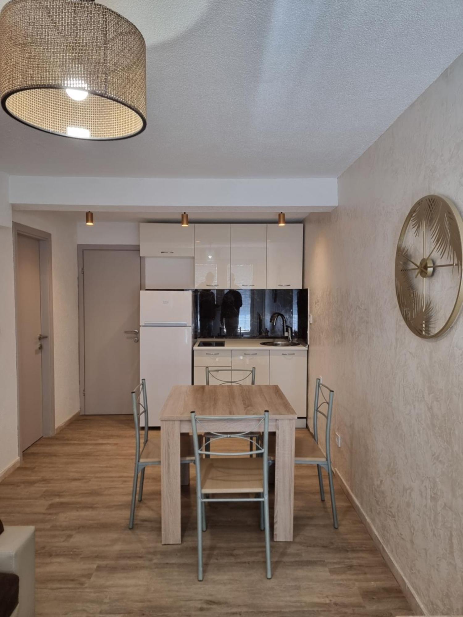 Apartments Vranes Tivat Exterior foto